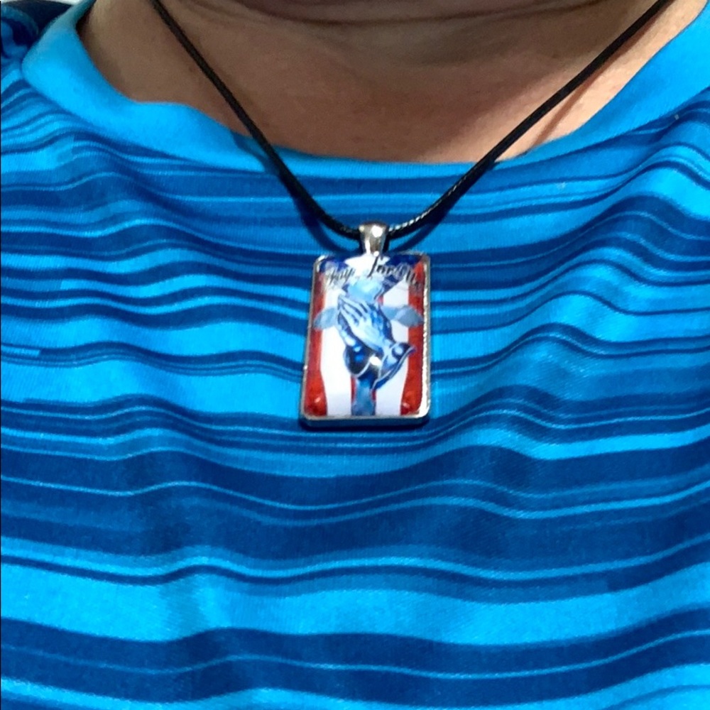 Necklace With Steel Plated Glass Cabochon Choker - Picture 5 of 5